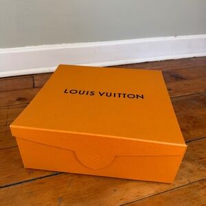 Louis Vuitton Capucines bb